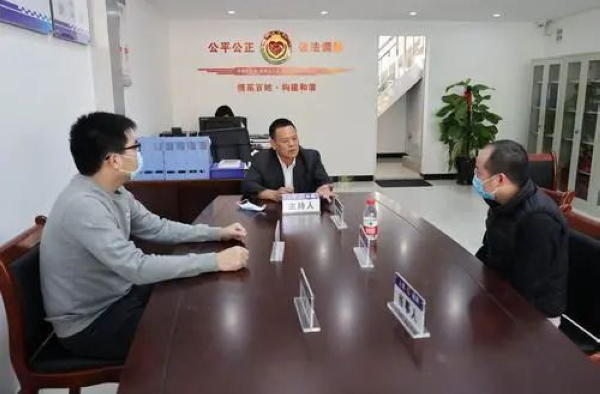 nEO_IMG_p2-人民调解丨稳叔、祥叔&hellip;&hellip;这股基层调解“叔力量”大有可为！ .jpg