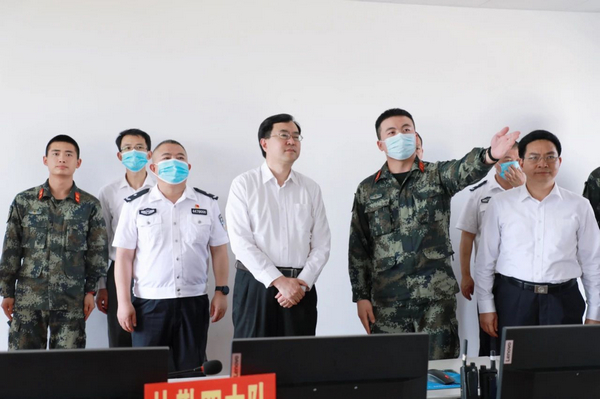 nEO_IMG_p2-陈旭东到肇庆市调研司法行政队伍教育整顿 .jpg