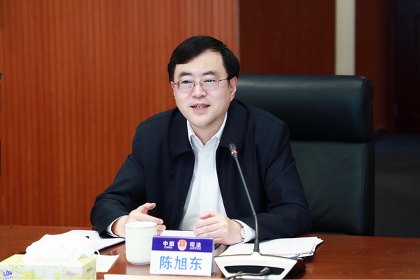 nEO_IMG_p2-省司法厅与广州市政府举行座谈 深入贯彻落实习近平法治思想 推进高质量法治引领保障高质量发展 .jpg