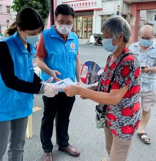 nEO_IMG_p3-广东各地司法行政党员干部和法律服务工作者疫情防控显担当！ .jpg