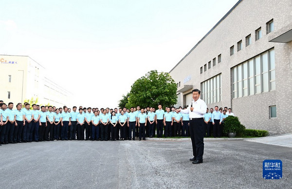nEO_IMG_p14-习近平在辽宁考察时强调 在新时代东北振兴上展现更大担当和作为 奋力开创辽宁振兴发展新局面-新华网 .jpg