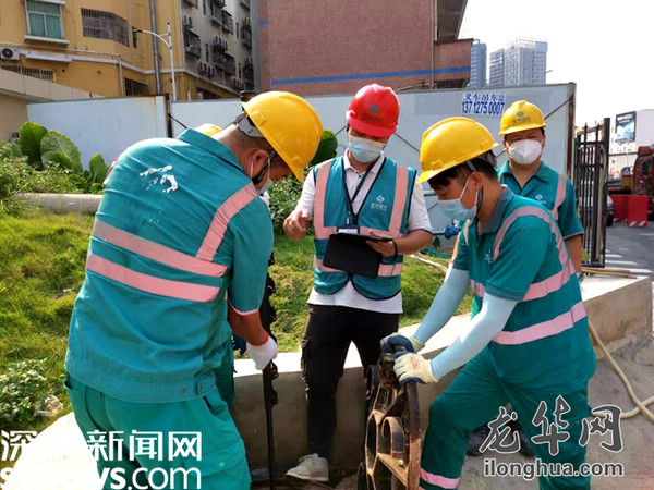 nEO_IMG_p3-网友大呼专业又规范！深圳龙华区这场执法直播有看头 .jpg