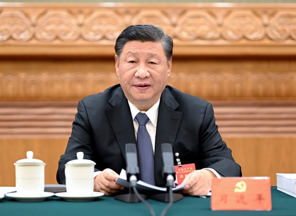 nEO_IMG_p1-（二十大受权发布）党的二十大主席团举行第二次会议 习近平主持会议-新华网 .jpg