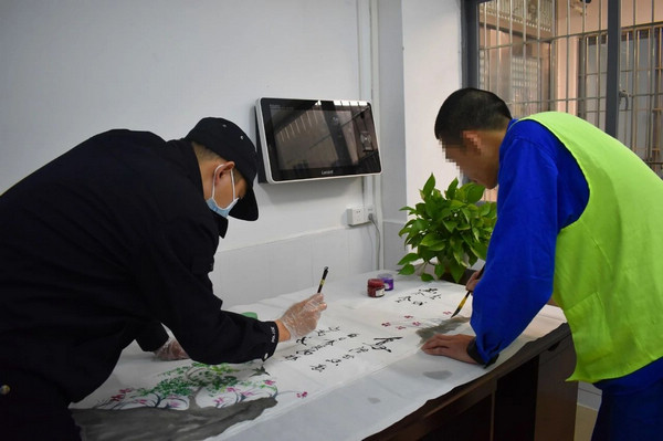 nEO_IMG_p2-以爱治“艾”，点亮“迷途人员”的回家路 .jpg