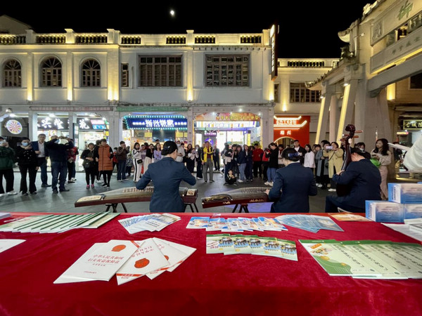 nEO_IMG_p9-广东司法行政系统开展系列活动凝聚“她力量”、展现“她风采”！ .jpg