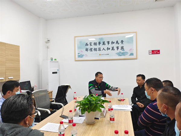 na p03-法治日报：东莞推动社会主义法治文化飞入寻常百姓家3.png