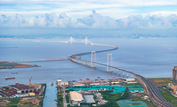 nEO_IMG_p1-以进一步全面深化改革开辟中国式现代化广阔前景——写在党的二十届三中全会召开之际_-新华网 .jpg