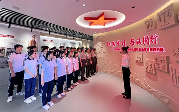 nEO_IMG_p14-广东省司法厅“光影之间 照见法治”摄影作品评选展示⑨ .jpg