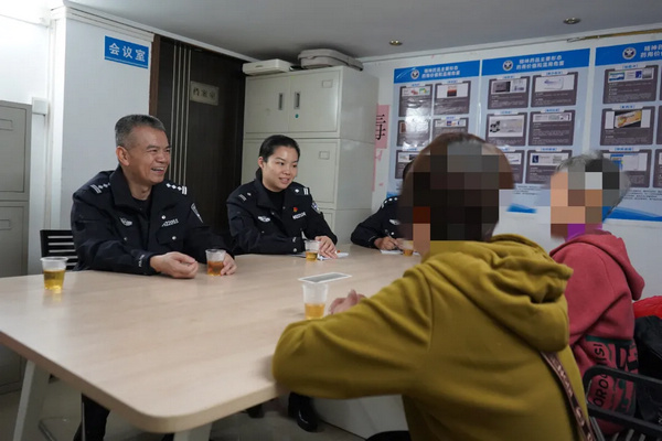 nEO_IMG_p1-“重启键不在手机里，在勇敢对昨天说再见的掌心里” .jpg