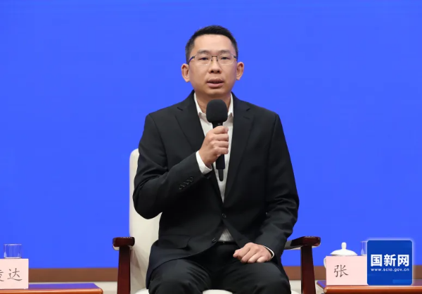 p1-张毅：人工智能无法替代仲裁员裁决者地位 .png